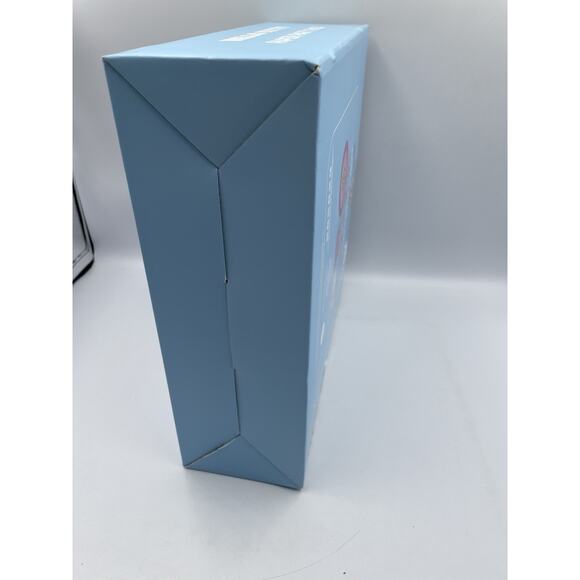 Hello Kitty Paper Tableware Party Set 16 Lunch & 16 Dessert Plates, 40 Napkins - Picture 10 of 11